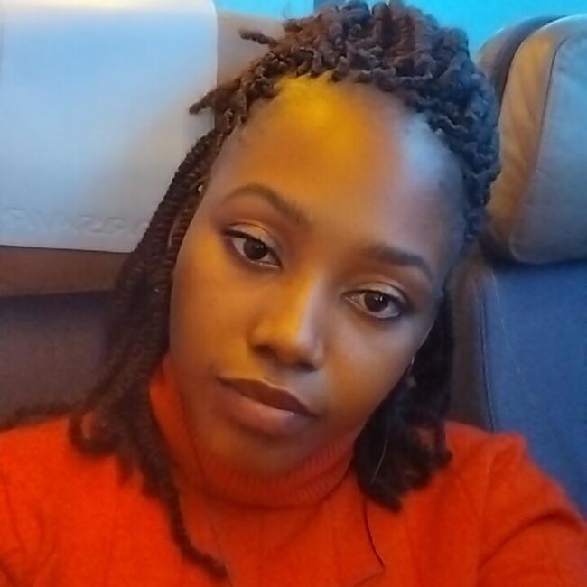 Babysitter in La Garenne-Colombes: Angela