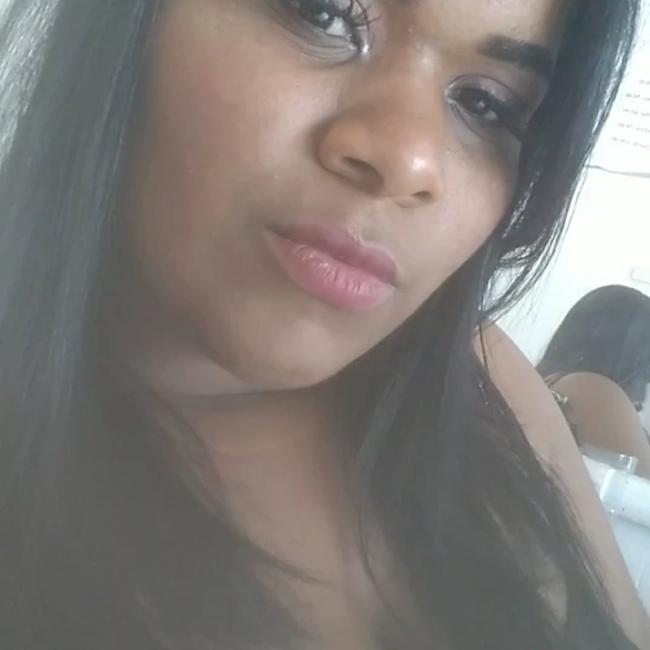 Babysitter in Queimados: Camila