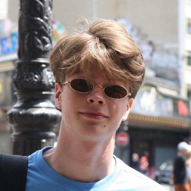 Babysitter in Sint-Lievens-Houtem: Simon