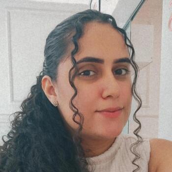 Babysitter in Petrolina: Larissa