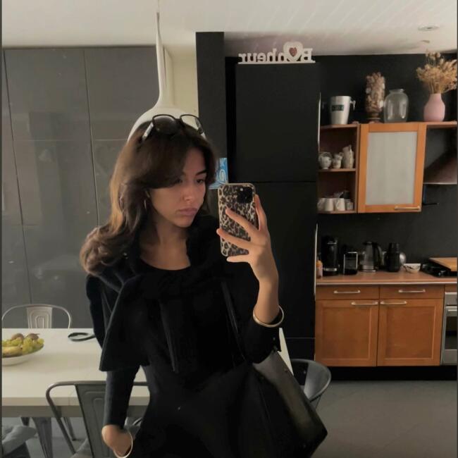 Babysitter in Bègles: Lola