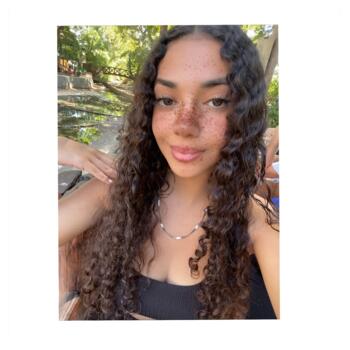 Babysitter in Piraeus: Maria