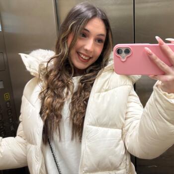 Niñera en Gijón: Lucia