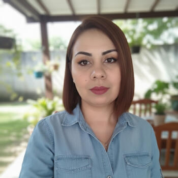 Babysitter in Guarapuava: Thais