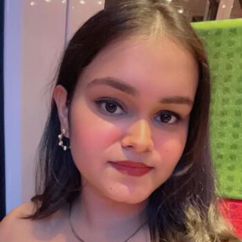 Baby-sitter in Colombes: Arushi