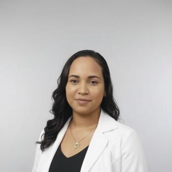 Babysitter in São Luís do Quitunde: Jadiene