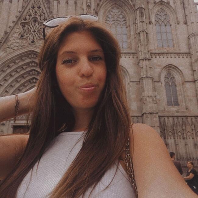 Bébiszitter Budapest területén: Veronika