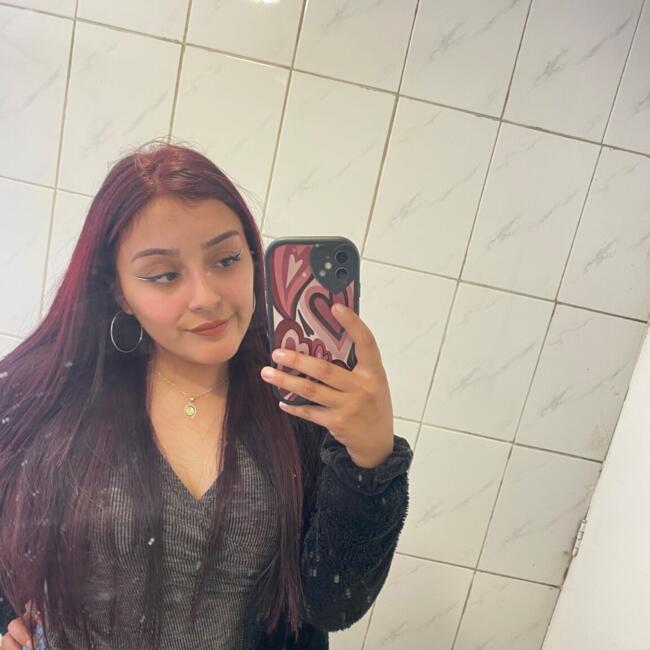 Babysitter in La Florida: Ayline