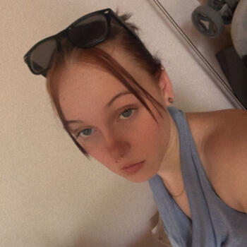 Babysitter in Nevers: Alisson