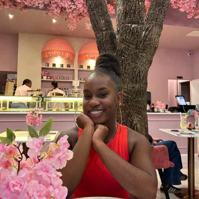 Babysitter in Port Marianne: Ludmilla