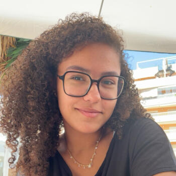 Babysitter em Olhão: Isabelly