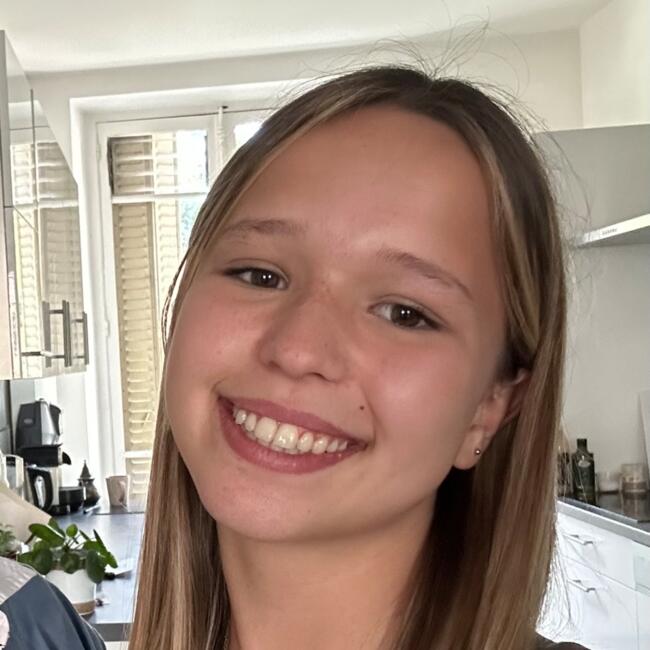 Babysitter in La Motte-Servolex: Sophie