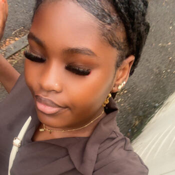 Babysitter in Chenôve: Aramide