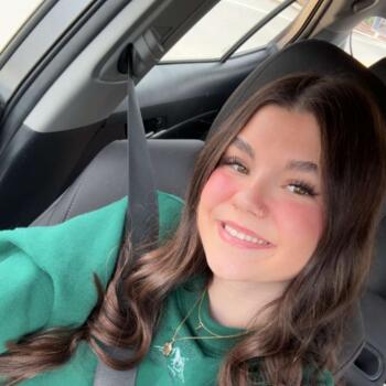 Babysitter in Riddle: Addison