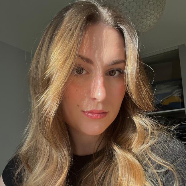 Babysitter in Quimper: Marine