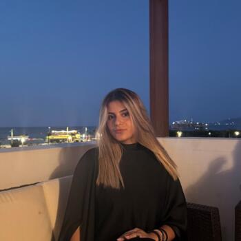 Canguro en Alicante: Lina