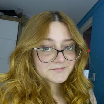 Babysitter Suzano: Marcela