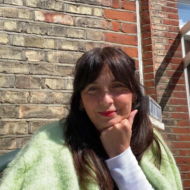 Babysitter in London: Cristina