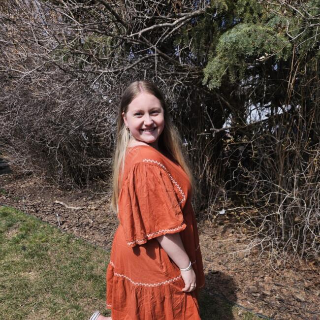 Babysitter in Saskatoon: Taryn