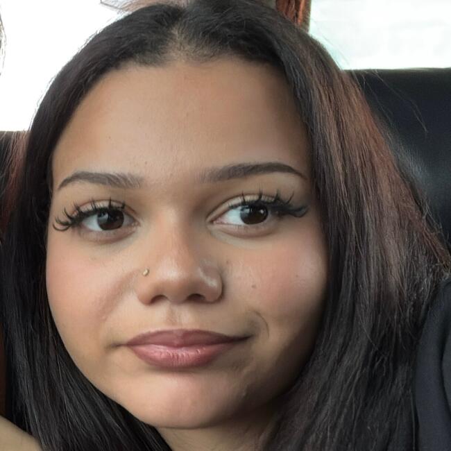 Babysitter in Bulle: Iris