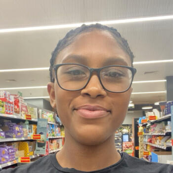 Babysitter in Amadora: Nara Tavares
