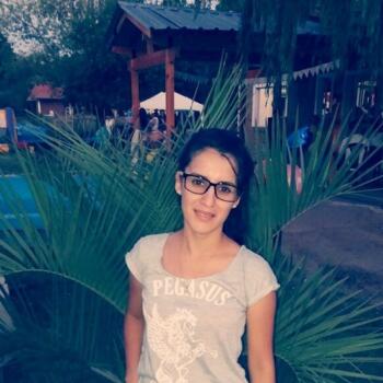 Babysitter in Libertad (Provincia de Buenos Aires): Karina