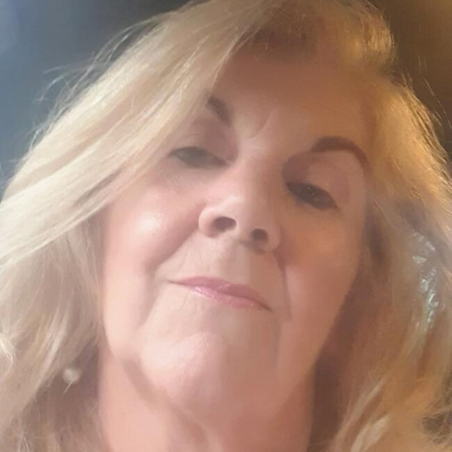 Babysitter in Brisbane: Kim