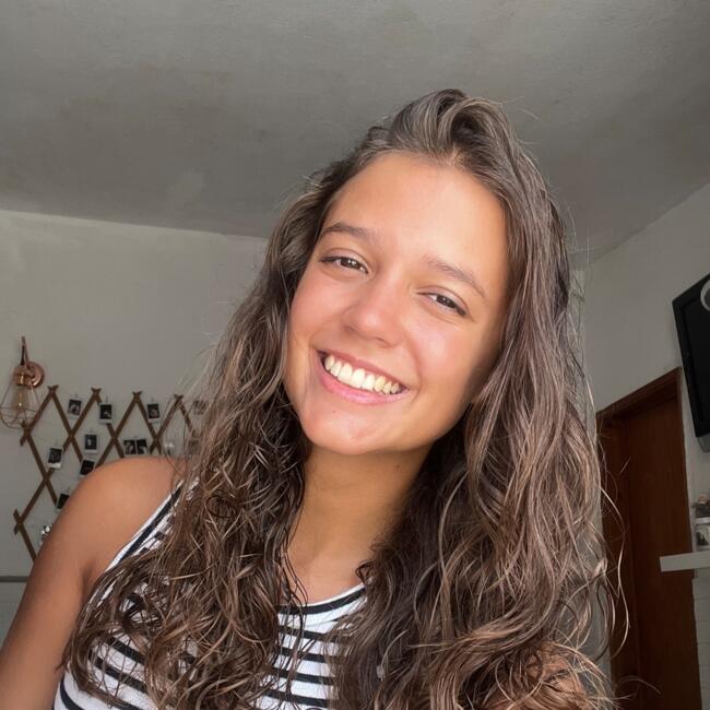 Babysitter in Ponta Delgada: Carolina