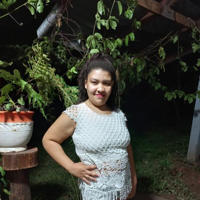 Babá em Piracicaba: Mariane