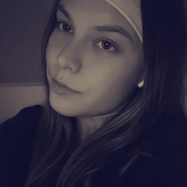 Babysitter in Dirinon: Coline