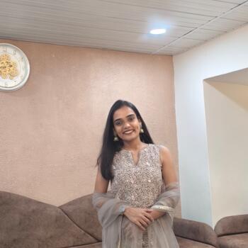 Babysitter in Mumbai: Muskan