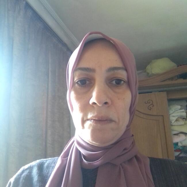 جليسة أطفال في القاهرة: Naglaa