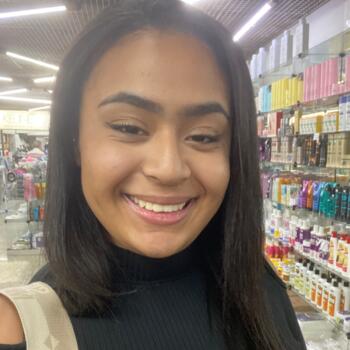 Babysitter in São Gonçalo (São Gonçalo): Mirela