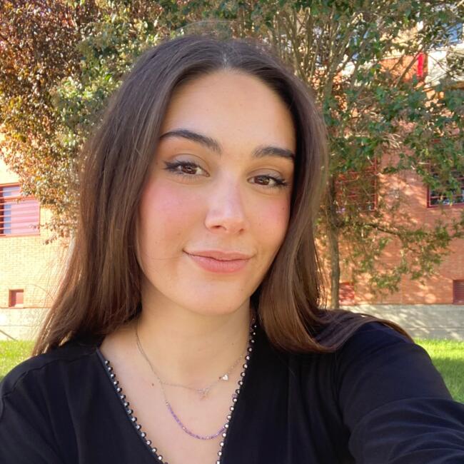 Babysitter in Madrid: Sara