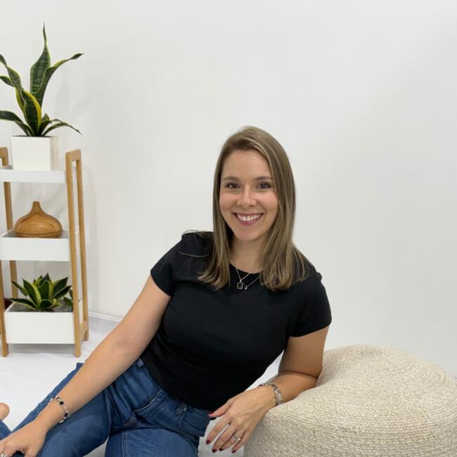 Babysitting job in San Rafael: Paola