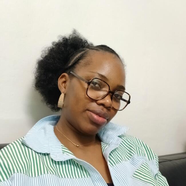 Babysitter in Mouscron: Nadi