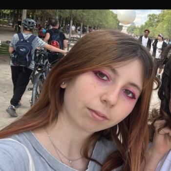 Baby-sitter à Paris: June