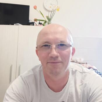 Babysitting job in Bucharest: babysitting job Mădălin