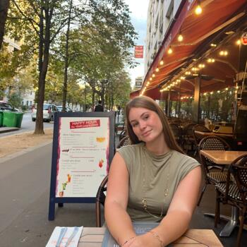 Babysitter in Uccle/Ukkel: Noelie