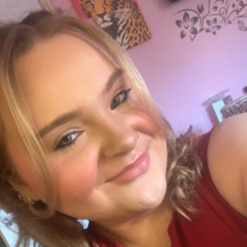 Babysitter in Farnham: Lilly