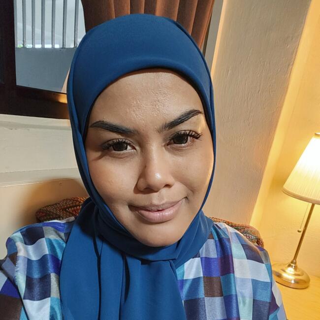 Babysitter in Singapore: Hidayah