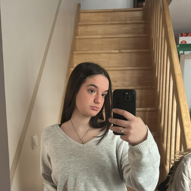 Babysitter in Dijon: Clarysse