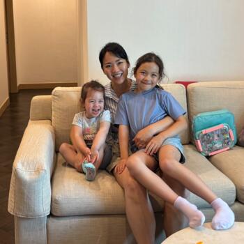Babysitting job in Singapore: babysitting job Yide