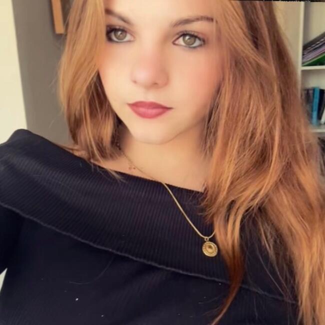 Babysitter in Champigny (Grand Est): Cyrielle