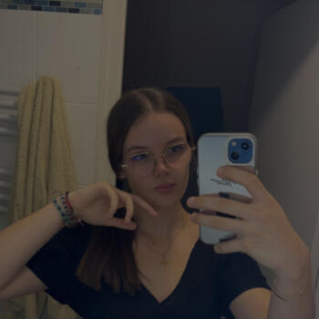 Babysitter in Loué: Keïla