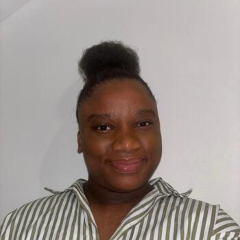 Baby-sitter Collégien: Alyssa