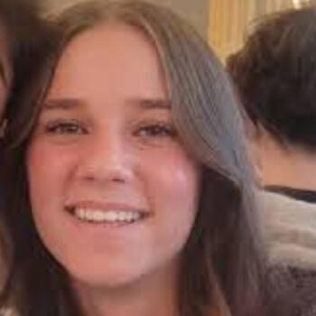 Babysitter in Saint-Lubin-en-Vergonnois: Lison