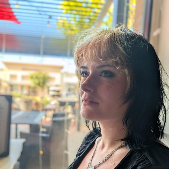 Babysitter in Aurora: Elizabeth