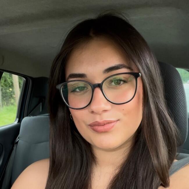 Babysitter in Vila Verde: Bruna