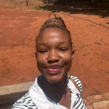 Babysitter Rustenburg: Mpho